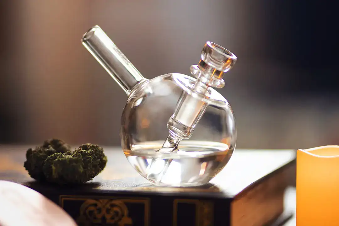 How to Clean a Bong the Right Way, According to Experts